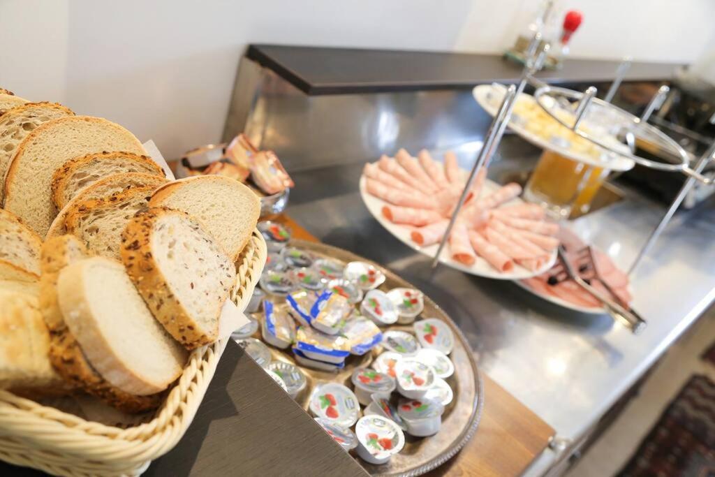Budget Dbl Studio Free Breakfast Laibach Exterior foto